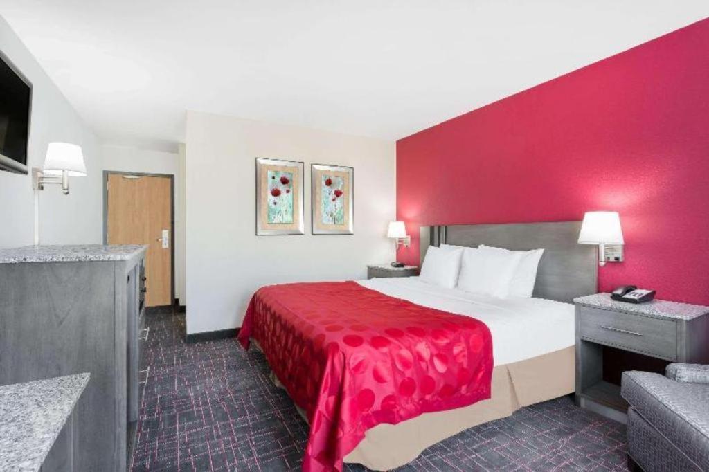 Clarion Pointe - Greensboro Coliseum Area Εξωτερικό φωτογραφία