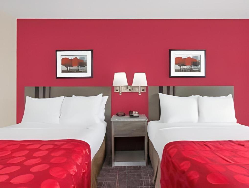 Clarion Pointe - Greensboro Coliseum Area Εξωτερικό φωτογραφία